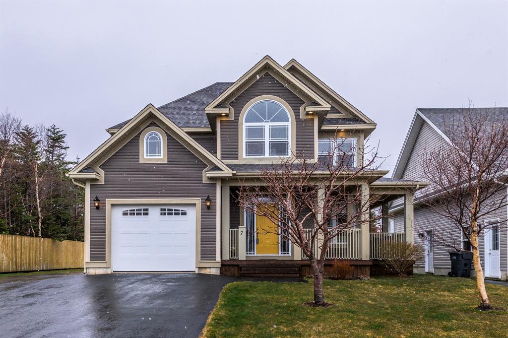 7 Atlantica Drive