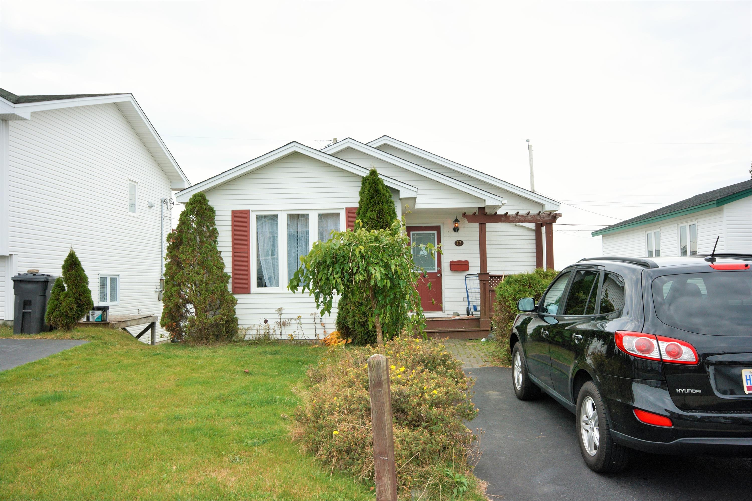 17 Maisonneauve Dr.
